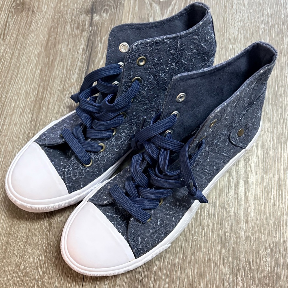 "Blue Floral High Top Sneakers Women's Size 8 Canvas Flower Print Casual Shoes"